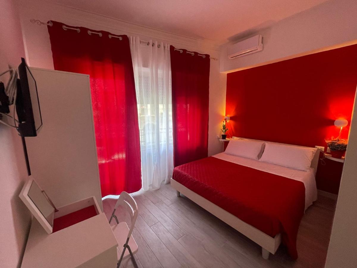 Bed and Breakfast La Stazione 92 Катания Экстерьер фото